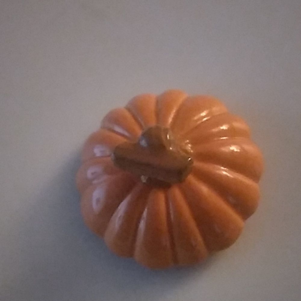 Hallmark Pumpkin   - Picture 4 of 5